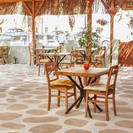 Cesme Puerhayal Pansiyon Exteriör bild