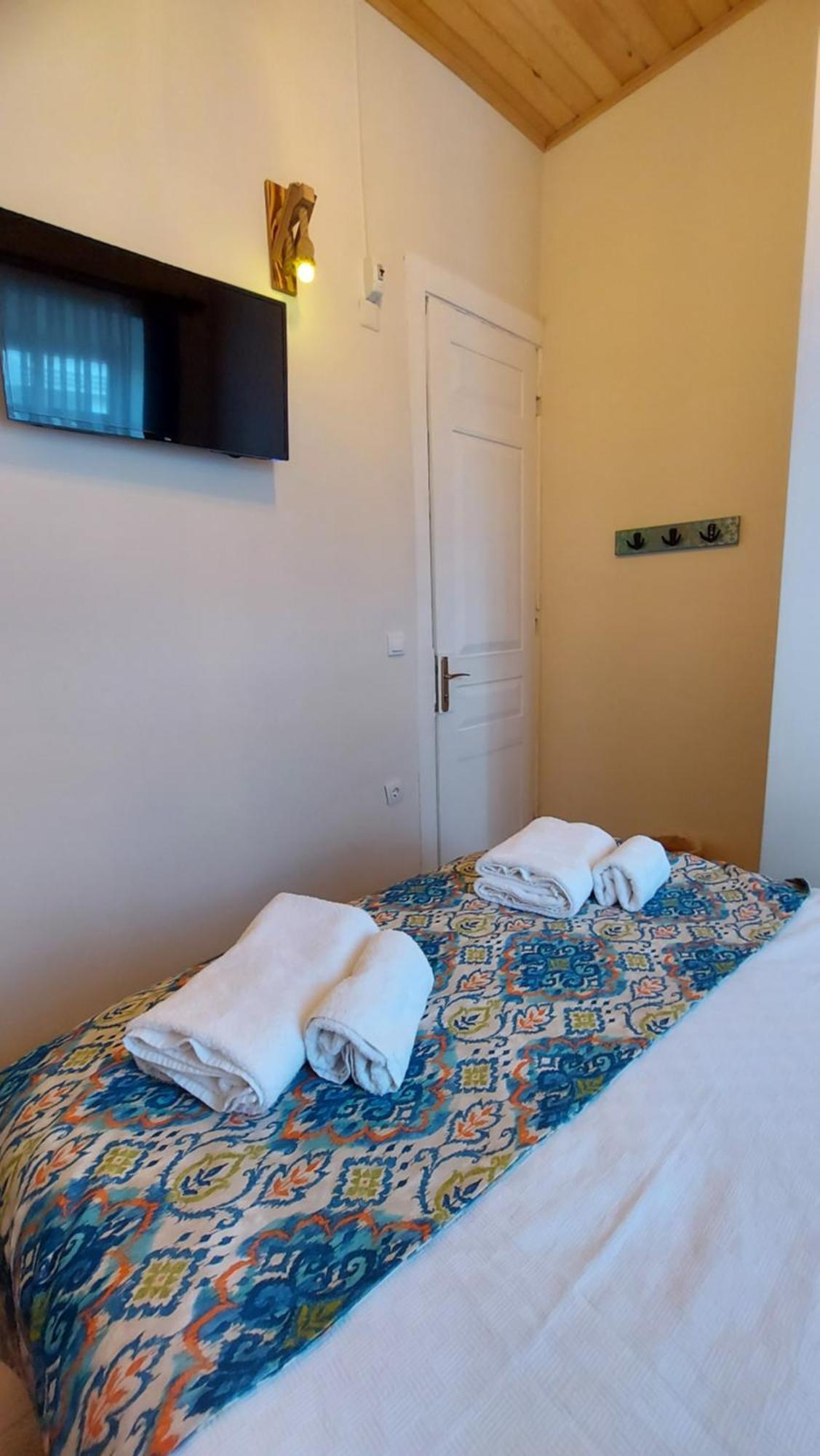 Cesme Puerhayal Pansiyon Exteriör bild