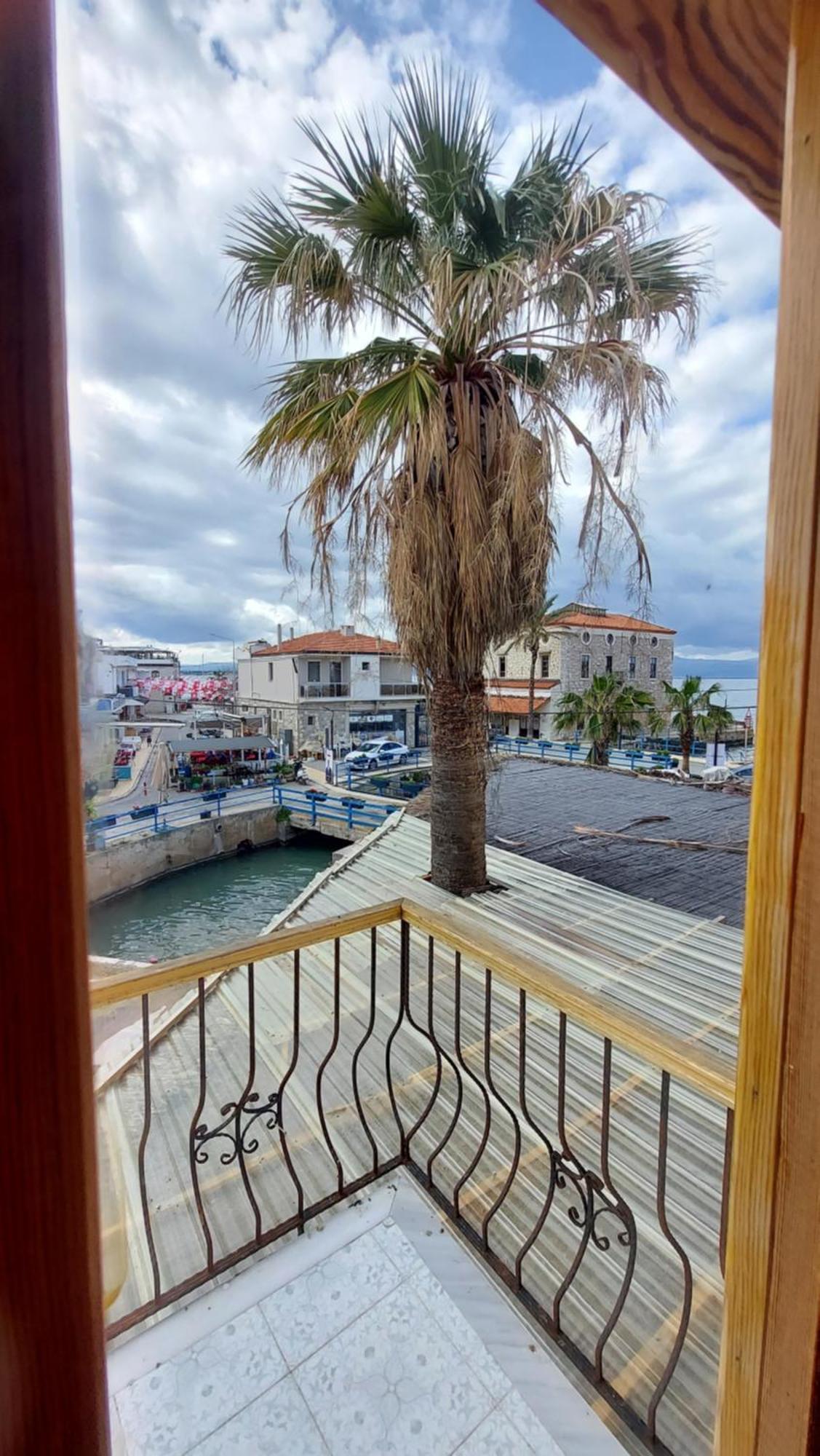 Cesme Puerhayal Pansiyon Exteriör bild