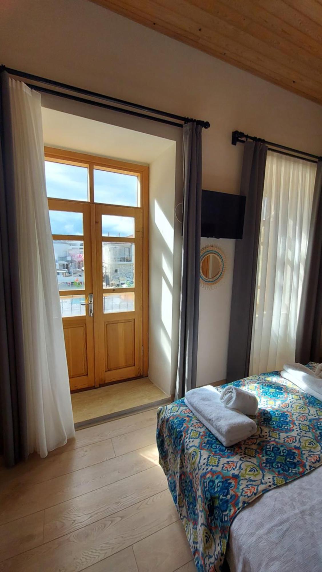 Cesme Puerhayal Pansiyon Exteriör bild