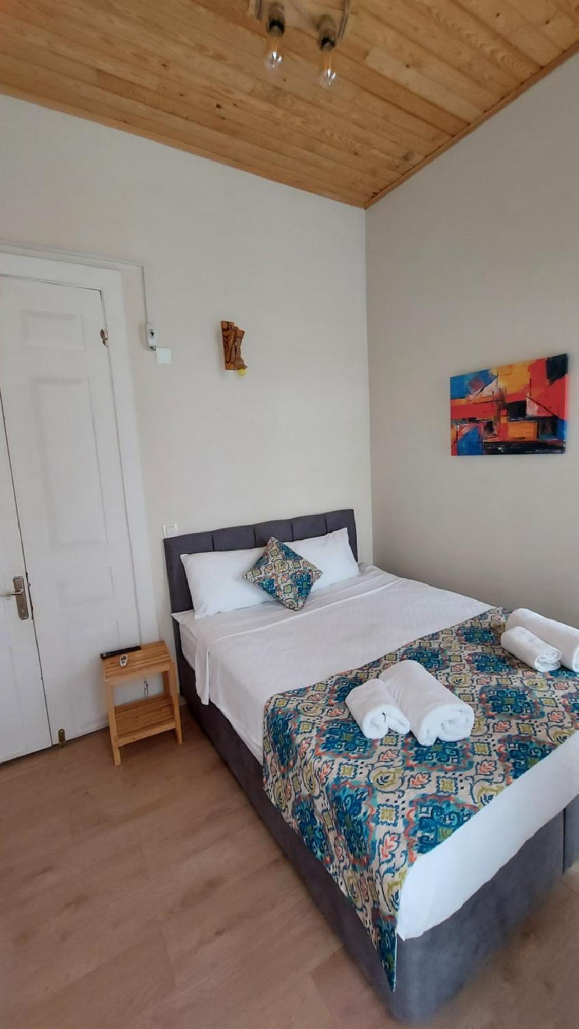 Cesme Puerhayal Pansiyon Exteriör bild