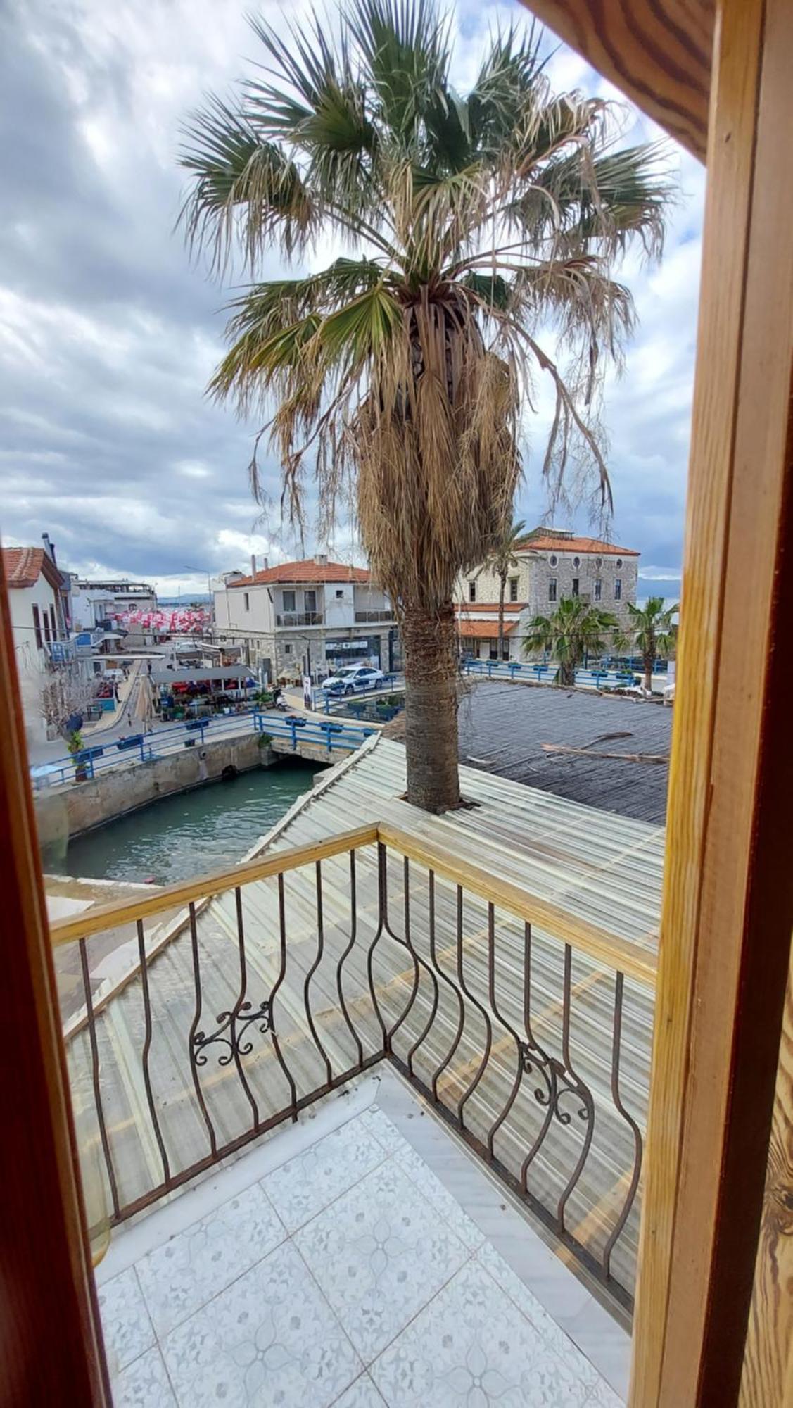 Cesme Puerhayal Pansiyon Exteriör bild
